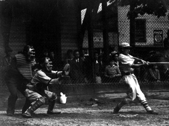 Photo of the Asahi playing baseball